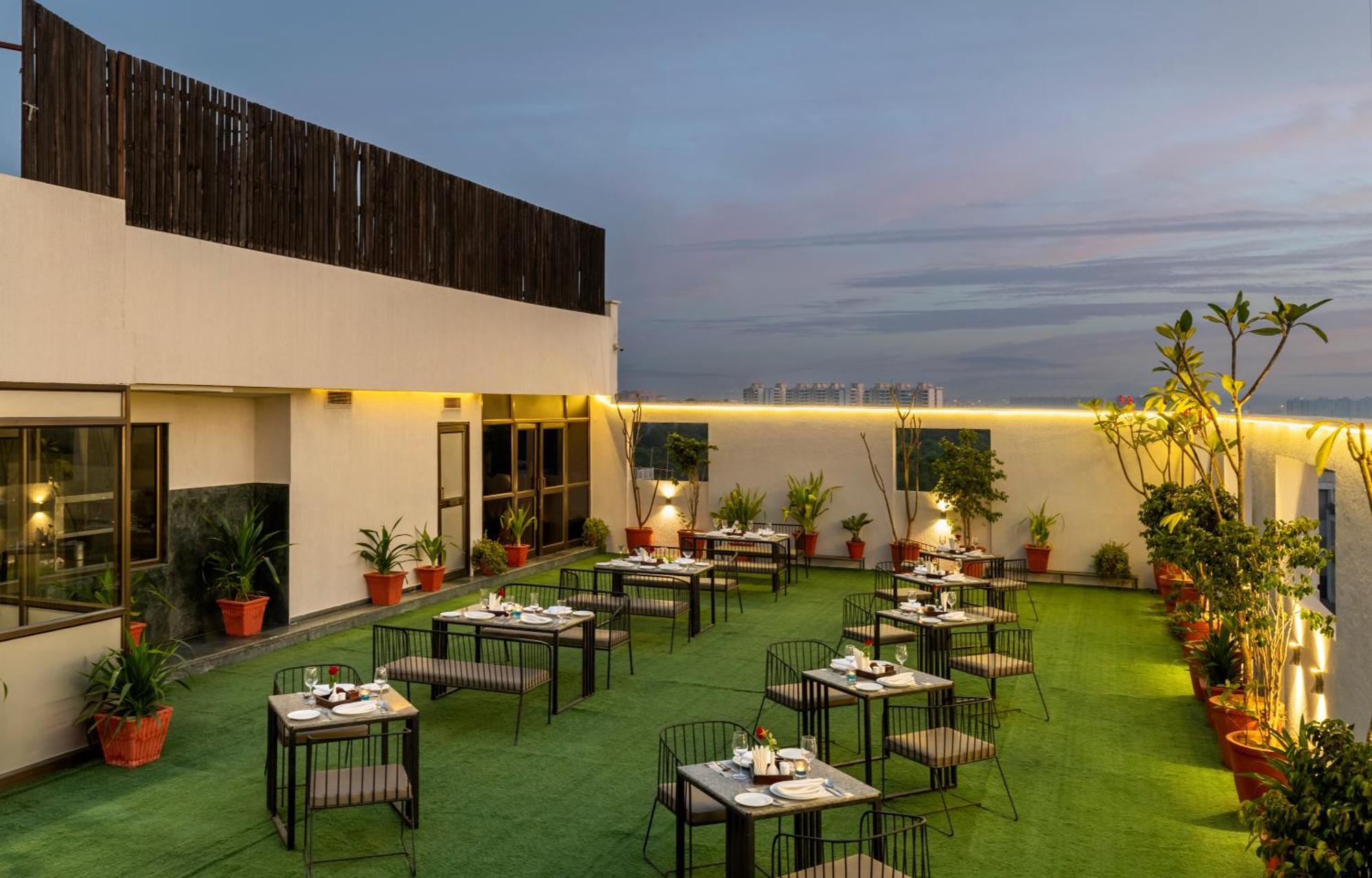 Hotel Marigold Jaipur Luaran gambar